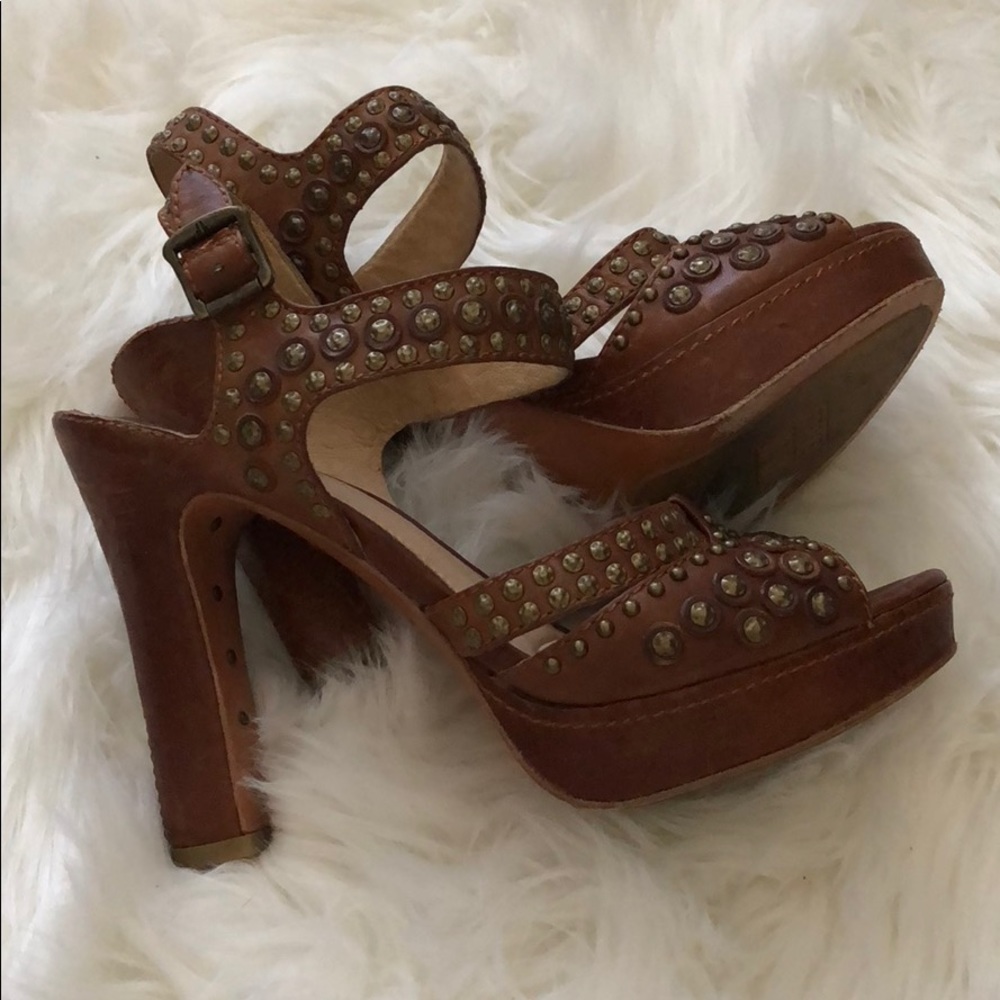 Frye size 7 Heels